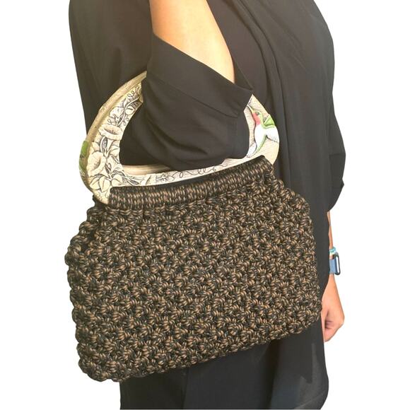 Vintage Knit Tote Purse with Wooden Handles and Hummingbird Detail